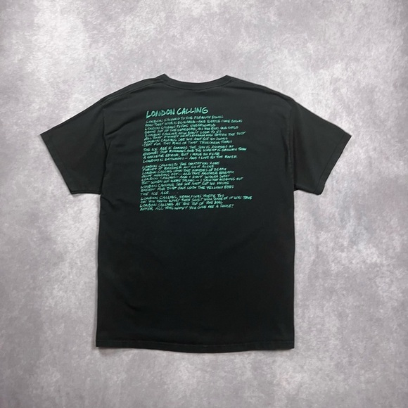 2008 The Clash Hanes T-Shirt London Calling Mens XL Size - Picture 2 of 4